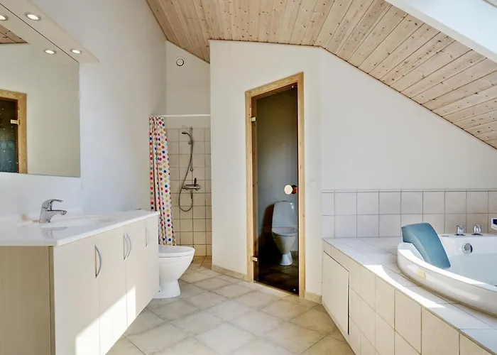 Vilvi - 500m From The Sea By Interhome Hébergement de vacances Rødby